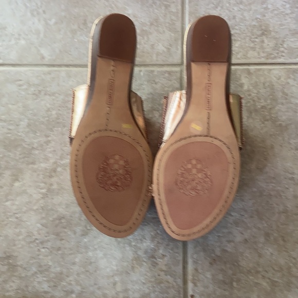 Sandals - Picture 2 of 5